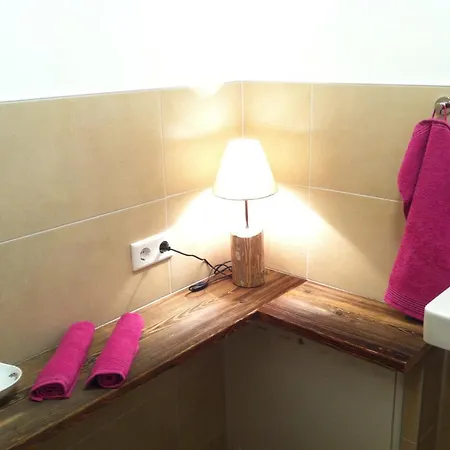 Bergtraeume Mit Seeblick