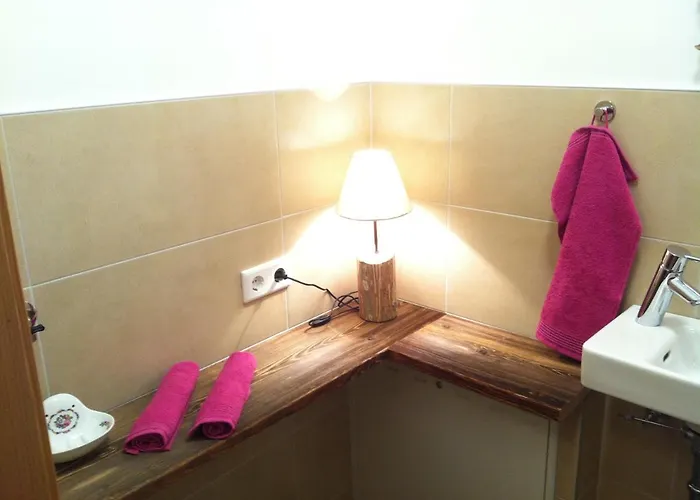 Bergtraeume Mit Seeblick